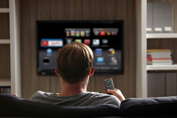Почему Smart TV лучше просмотра контента на ноутбуке