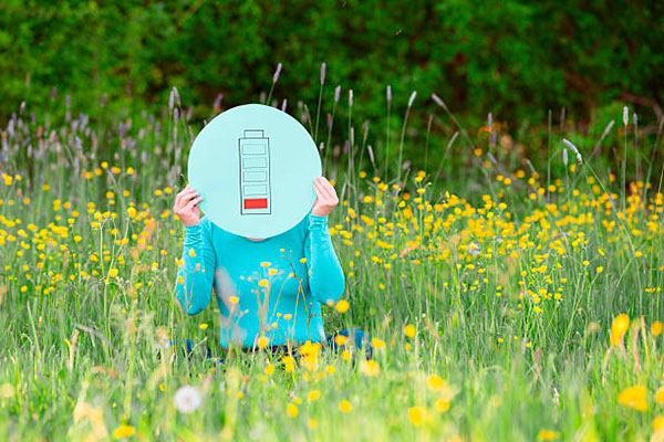 Когда социальная батарейка садится: почему это происходит и как себе помочь