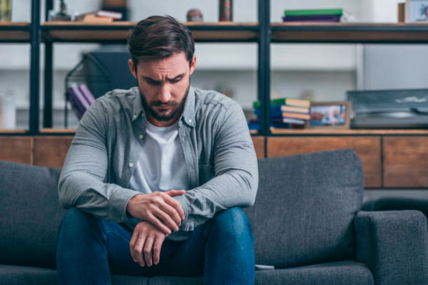 Сам себе враг: 7 способов, которыми мы ежедневно саботируем собственное счастье