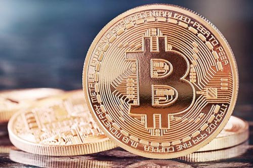 Что такое биткоин, откуда он взялся и стоит ли его покупать