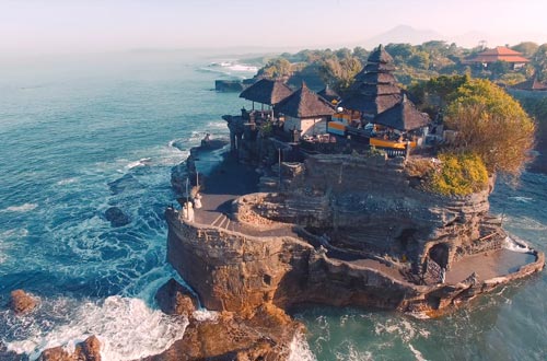 Храм Pura Tanah Lot на Бали